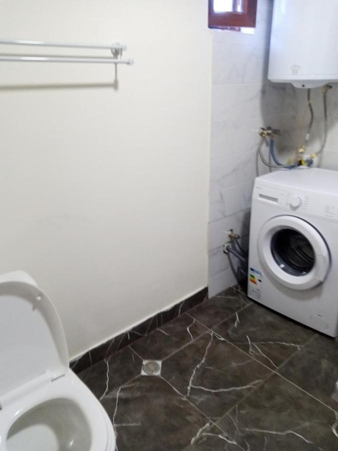 Guesthouse Data Mestia Eksteriør billede