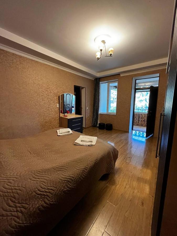 Guesthouse Data Mestia Eksteriør billede